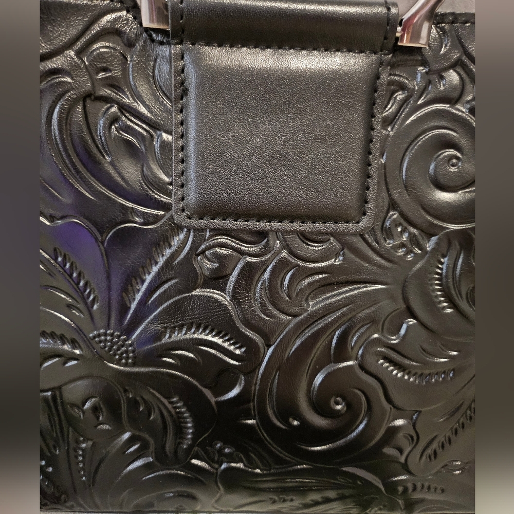 Patricia Nash Empoli Black Embossed Leather handbag - Picture 3 of 12
